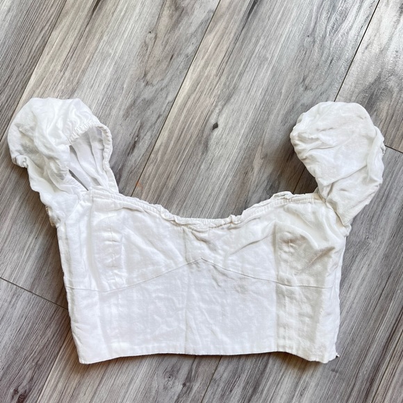 Aritzia Tops - ARITIZIA WILFRED White Linen Cropped Top Size M